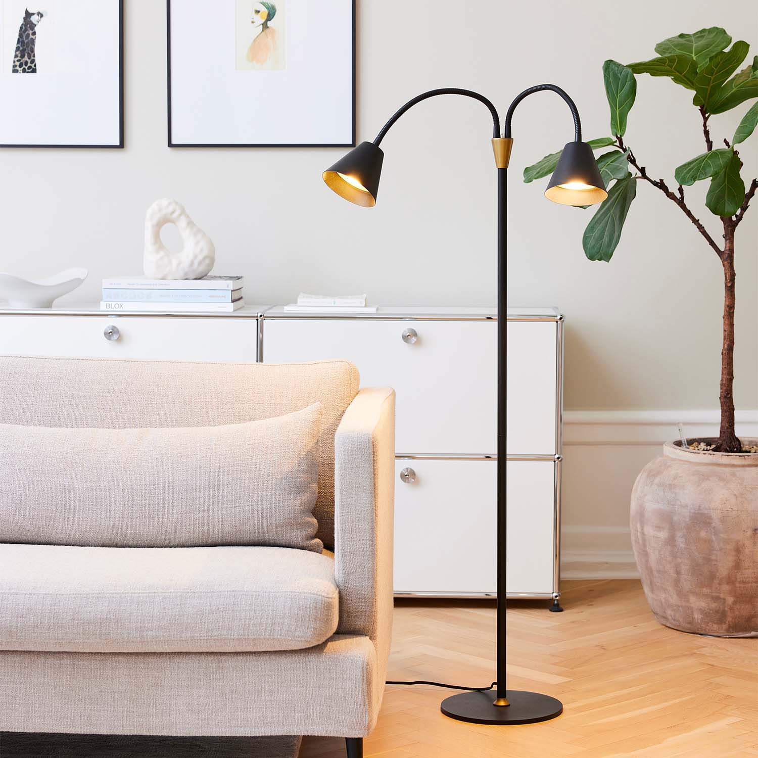 HYGGE - Floor lamp with vintage double lampshade