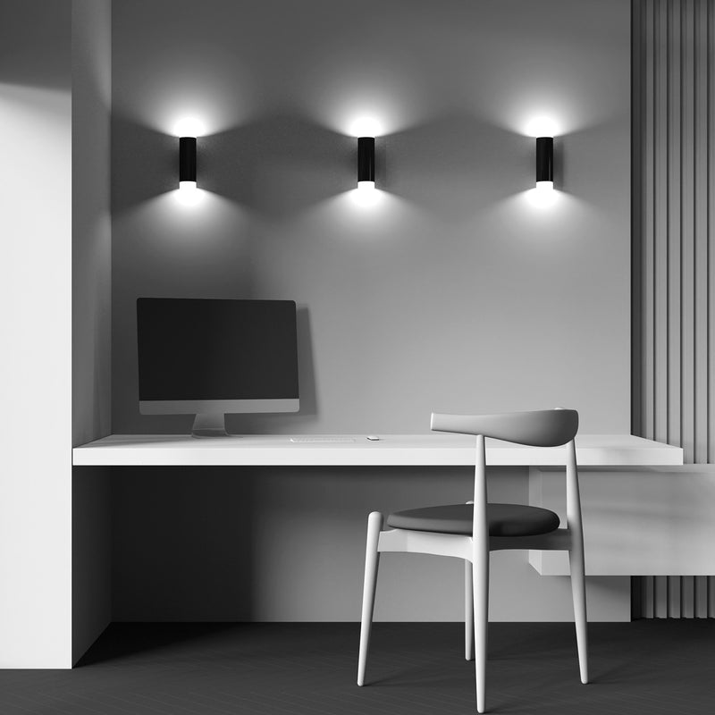 KILT - White or black design integrated LED wall light