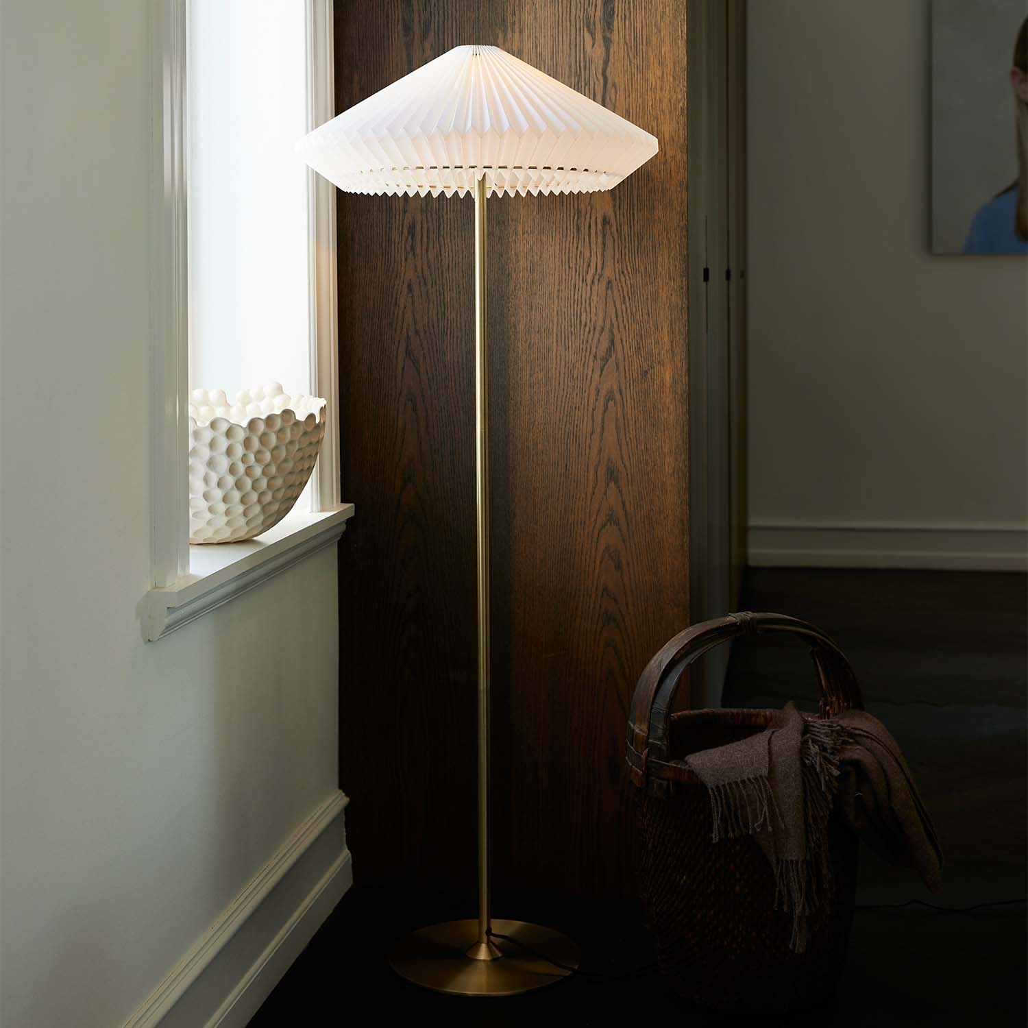 PARIS - Vintage pleated floor lamp with conical design