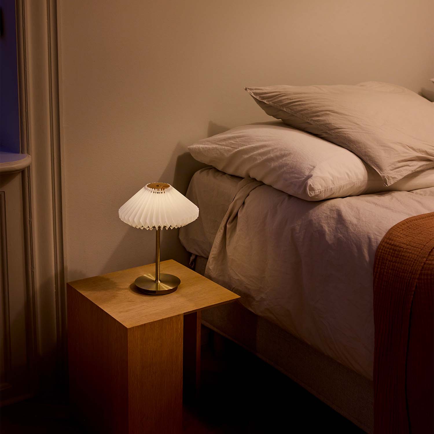 PARIS TO GO - Wireless designer nomadic table lamp