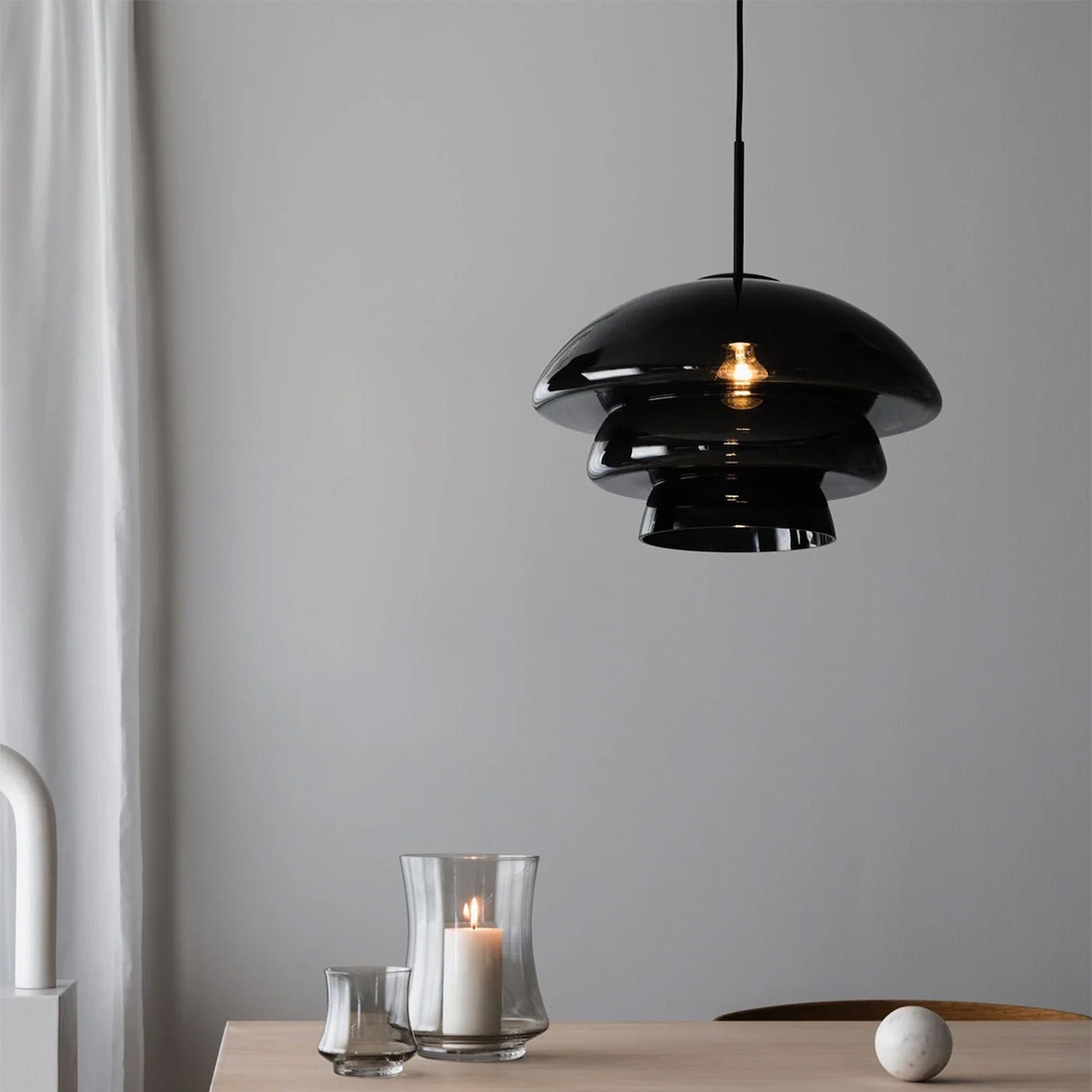 ARCHIVE 4006 - Handcrafted blown glass pendant lamp