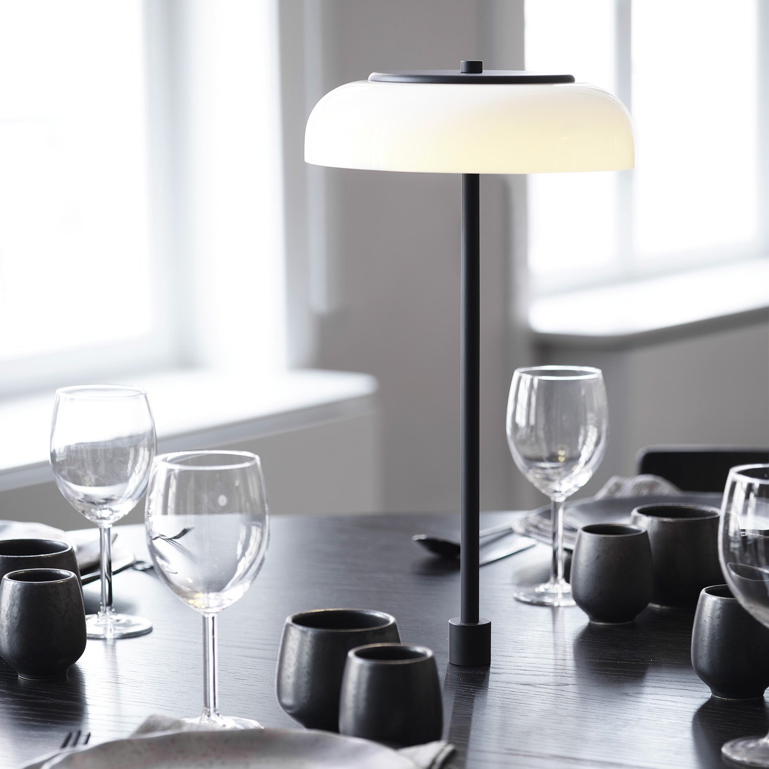 BLOSSI Inset - Lampe de table intégrée en verre, luxueuse et moderne