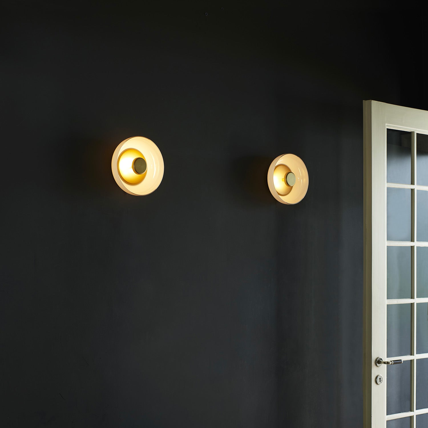 BLOSSI - Glass wall light, elegance and luxury