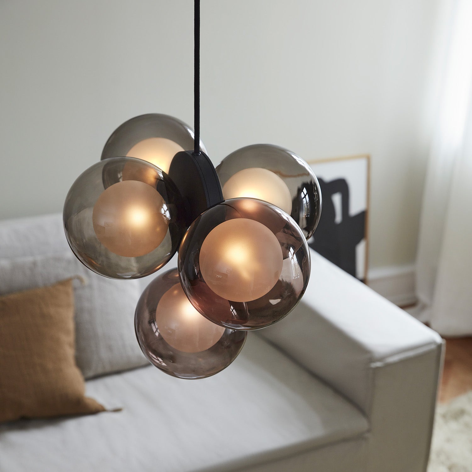 DISCUS Pendant - Black cluster pendant lamp with designer glass balls