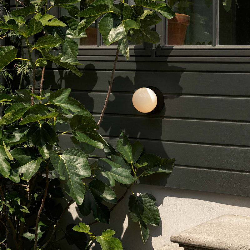 LIILA 1 Opal Outdoor - Design and elegant exterior wall light