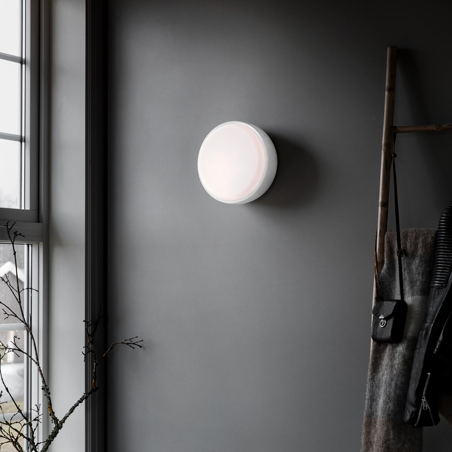 OVER ME - Design and minimalist ceiling lamp, pastel color