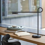 SALTO Table - Design desk lamp, black or salmon